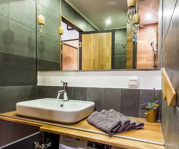 Lazaristes Compact Living Saloniki