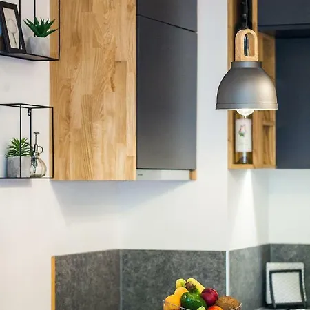 Lazaristes Compact Living *