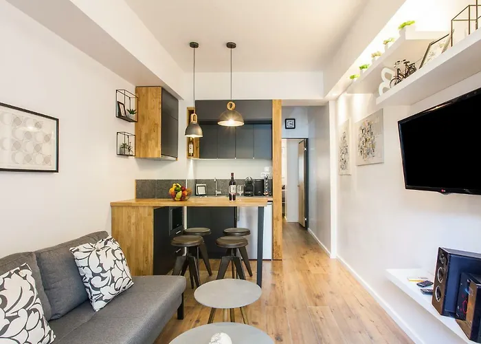 Daire Lazaristes Compact Living