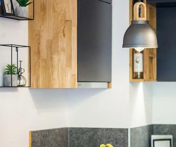 Lazaristes Compact Living *