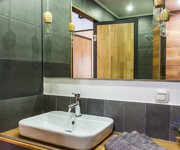 Lazaristes Compact Living *