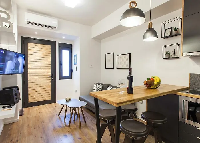 Lazaristes Compact Living *